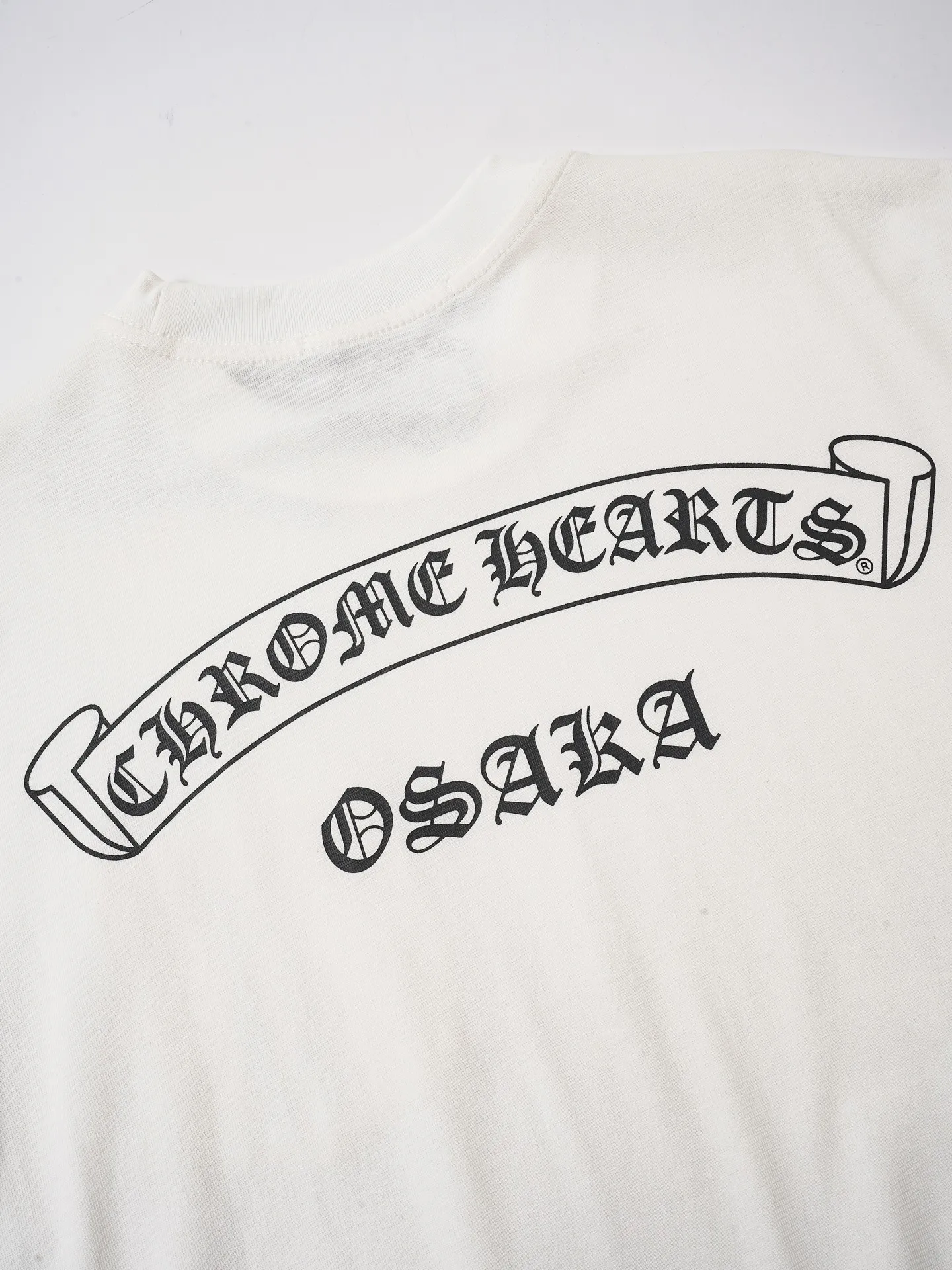CH tokyo 4, ， ， 。 ：Black White Size：S M L XL